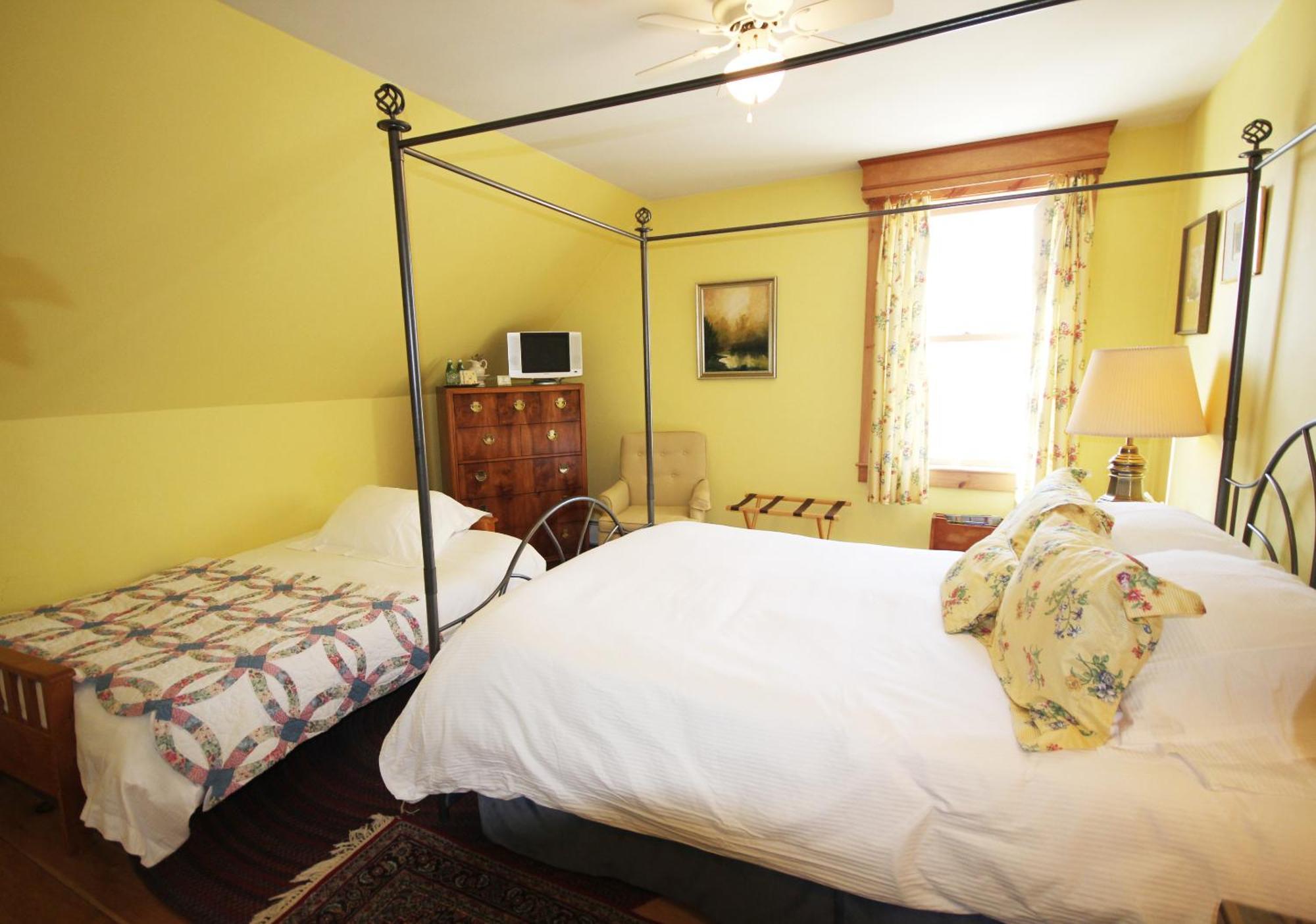Highland Lake Inn Andover Quarto foto