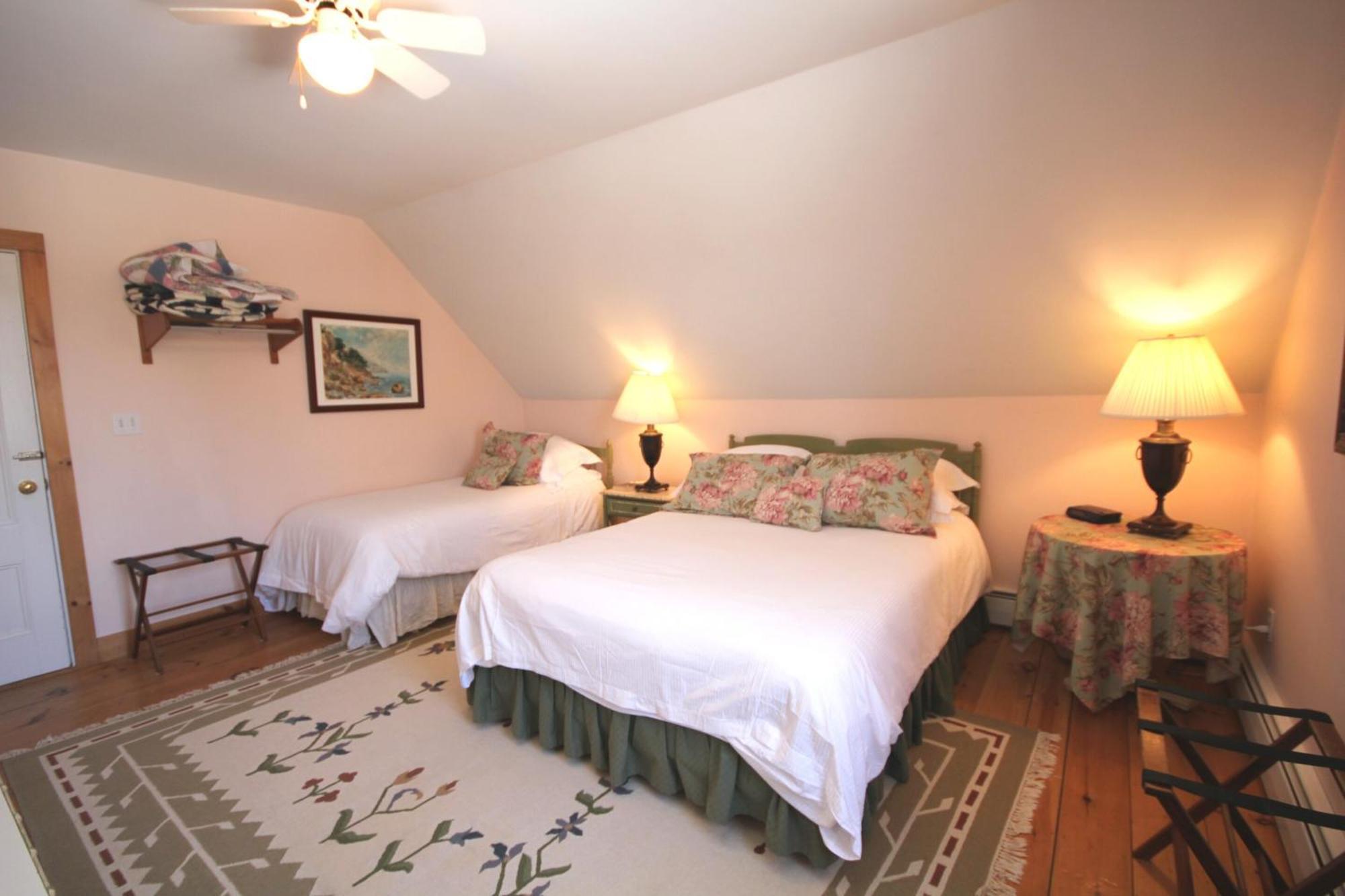 Highland Lake Inn Andover Quarto foto